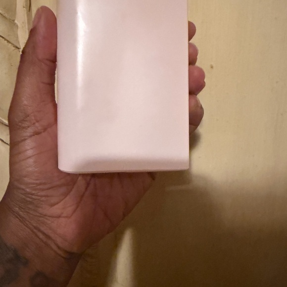 Burberry Her Intense 
3.3 oz, 95% full - Picture 4 of 5